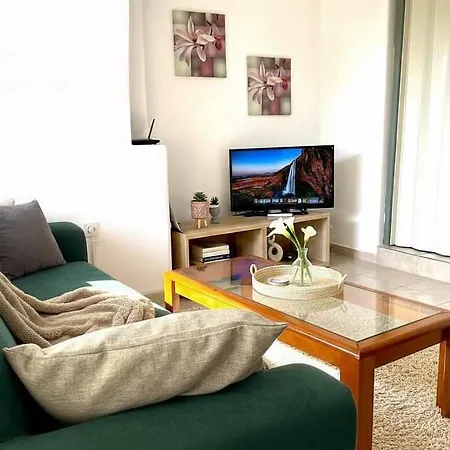 Tatil Evi Chic White Marsis