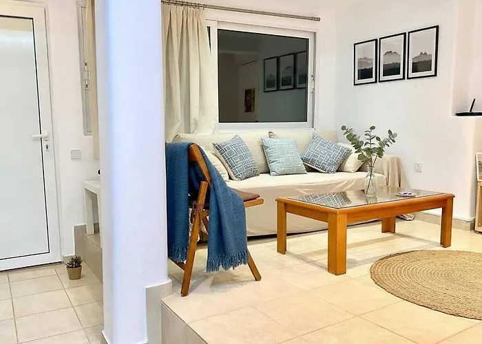 Chic White Marsis Tatil Evi Páros